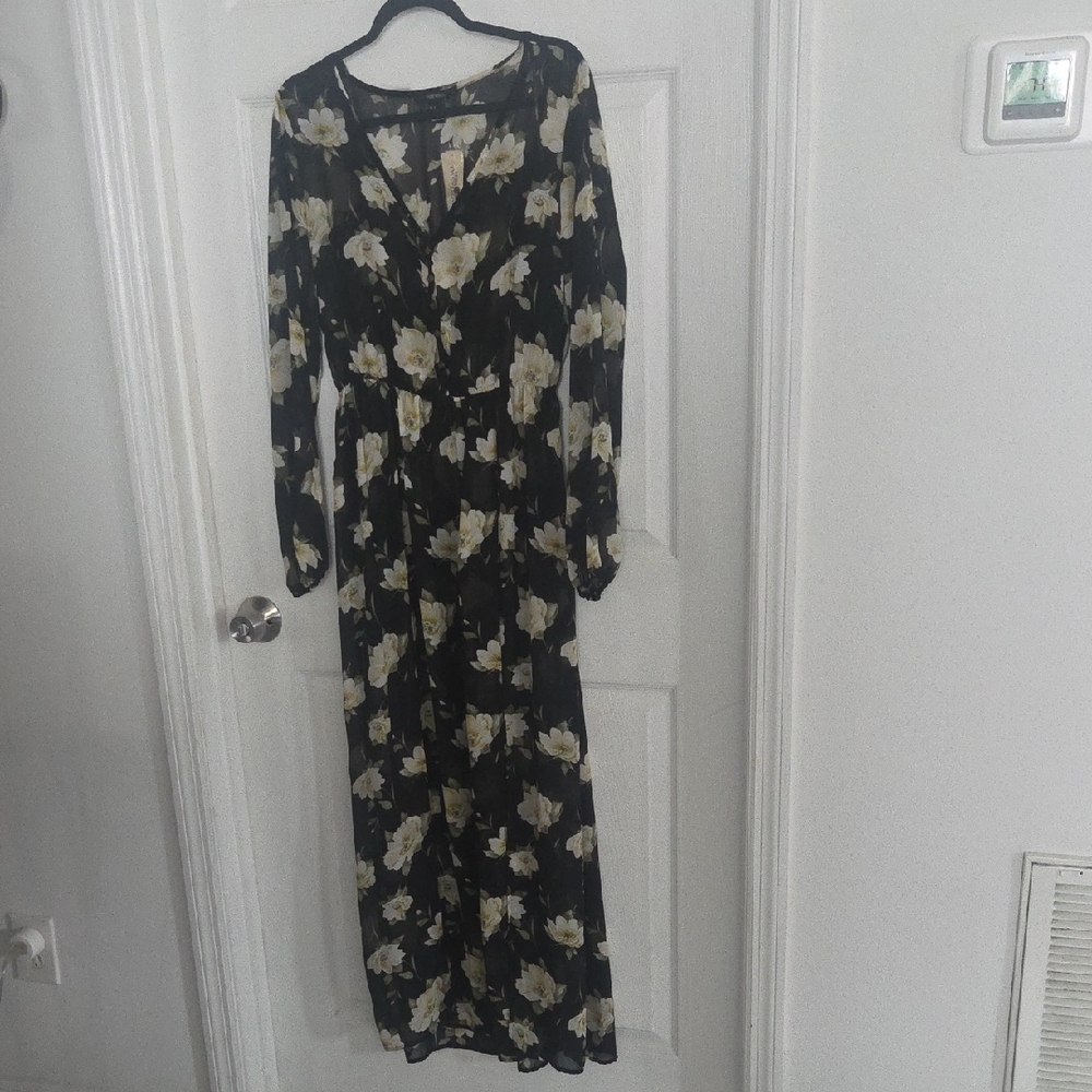 Forever 21 Black Maxi Dress with Yellow  Floral Print NWTL